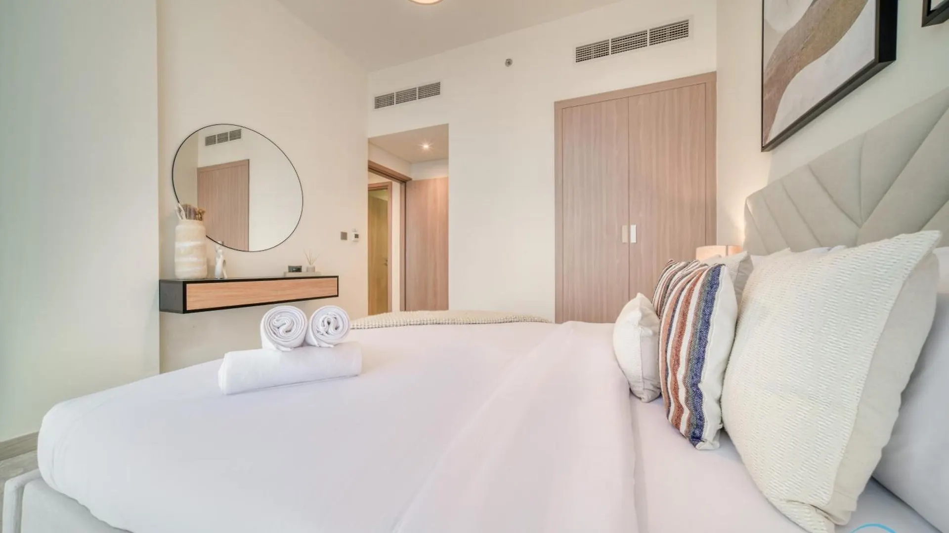 Ravishing 2Br At Azizi Riviera 30, Al Merkadh By Deluxe Holiday Homes Dubai