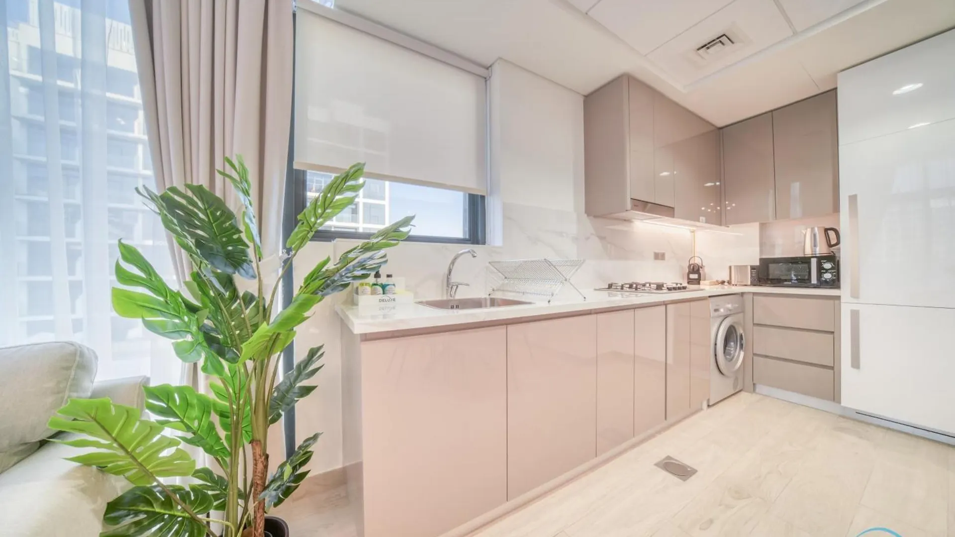 Ravishing 2Br At Azizi Riviera 30, Al Merkadh By Deluxe Holiday Homes Dubai