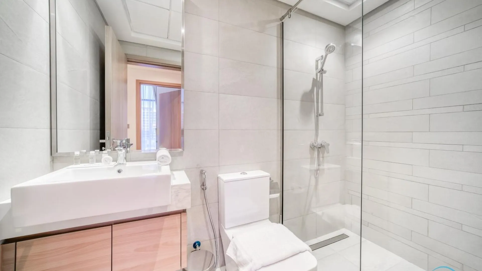 Apartment Ravishing 2Br At Azizi Riviera 30, Al Merkadh By Deluxe Holiday Homes Dubai United Arab Emirates